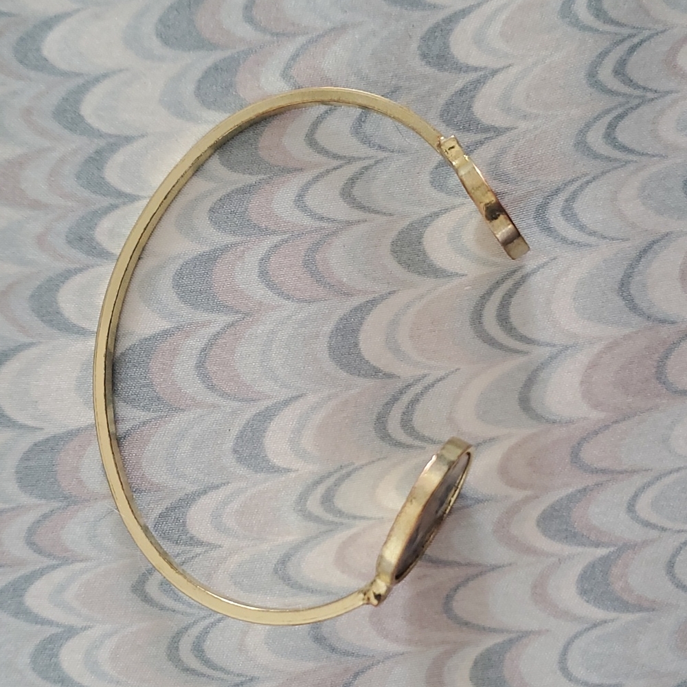 Open.bangle bracelet - Picture 2 of 6